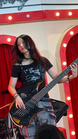 PETCH PettyRock · คุยแซ่บโชว์ ออนเฟส เซ็นทรัล ปิ่นเกล้า · 13 / 99