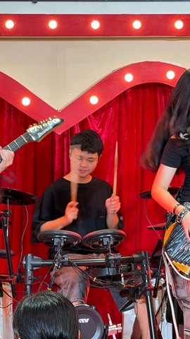 PETCH PettyRock · คุยแซ่บโชว์ ออนเฟส เซ็นทรัล ปิ่นเกล้า · 22 / 99