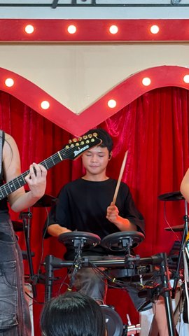 PETCH PettyRock · คุยแซ่บโชว์ ออนเฟส เซ็นทรัล ปิ่นเกล้า · 23 / 99