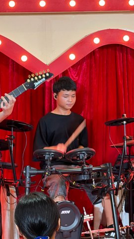 PETCH PettyRock · คุยแซ่บโชว์ ออนเฟส เซ็นทรัล ปิ่นเกล้า · 31 / 99