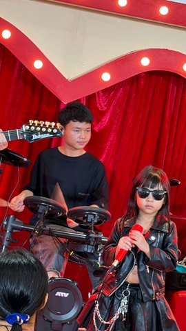 PETCH PettyRock · คุยแซ่บโชว์ ออนเฟส เซ็นทรัล ปิ่นเกล้า · 34 / 99