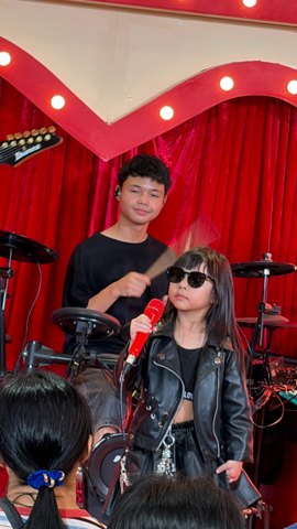 PETCH PettyRock · คุยแซ่บโชว์ ออนเฟส เซ็นทรัล ปิ่นเกล้า · 38 / 99