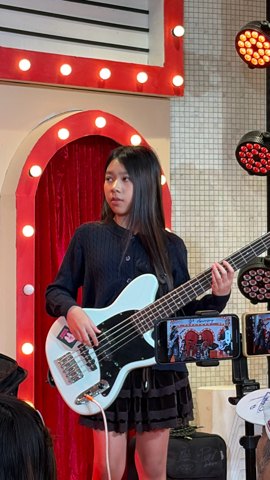 PETCH PettyRock · คุยแซ่บโชว์ ออนเฟส เซ็นทรัล ปิ่นเกล้า · 44 / 99
