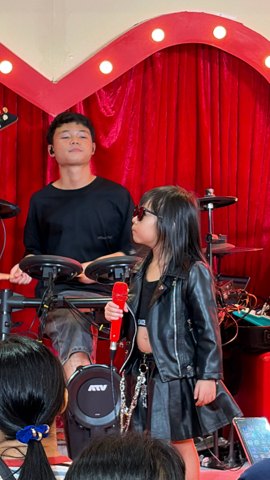 PETCH PettyRock · คุยแซ่บโชว์ ออนเฟส เซ็นทรัล ปิ่นเกล้า · 50 / 99