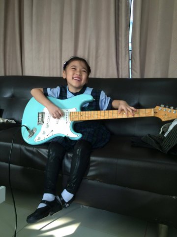 PETCH PettyRock · ภาพเดี่ยว 28 / Solo portrait 28