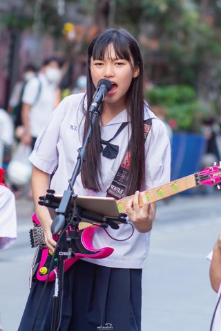 PETCH PettyRock · ภาพเดี่ยว 59 / Solo portrait 59