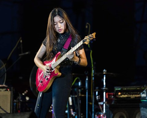PETCH PettyRock · ภาพเดี่ยว 63 / Solo portrait 63