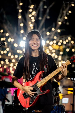 PETCH PettyRock · ภาพเดี่ยว 80 / Solo portrait 80