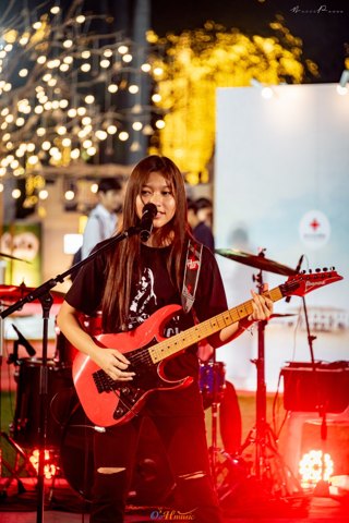 PETCH PettyRock · ภาพเดี่ยว 81 / Solo portrait 81
