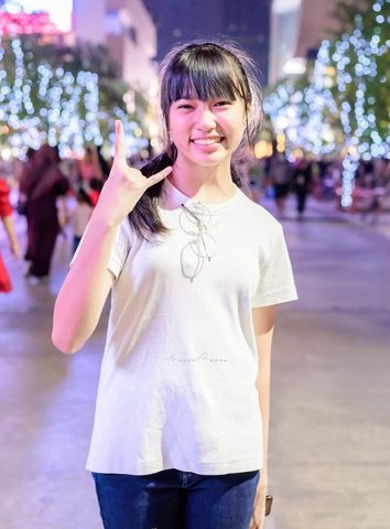 PETCH PettyRock · ภาพเดี่ยว 85 / Solo portrait 85