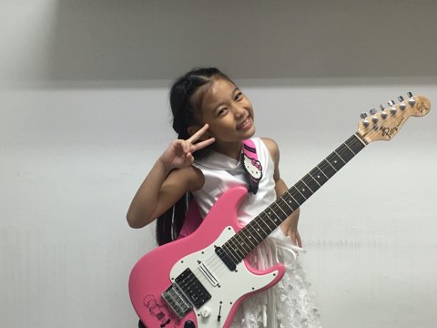 PETCH PettyRock · ภาพเดี่ยว 87 / Solo portrait 87