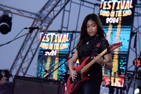 PETCH PettyRock · ภาพเดี่ยว 97 / Solo portrait 97