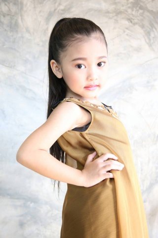 PETCH PettyRock · ภาพเดี่ยว 11 / Solo portrait 11