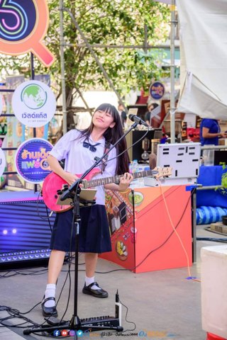 PETCH PettyRock · ภาพเดี่ยว 106 / Solo portrait 106