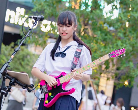 PETCH PettyRock · ภาพเดี่ยว 143 / Solo portrait 143