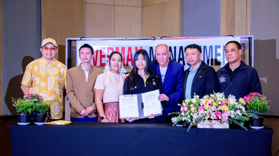 PETCH PettyRock ร่วมลงนามสัญญาทำผลงานอัลบั้มกับ Riverman Management ที่ 28 Studio เมื่อวันที่ 15 กันยายน 2566